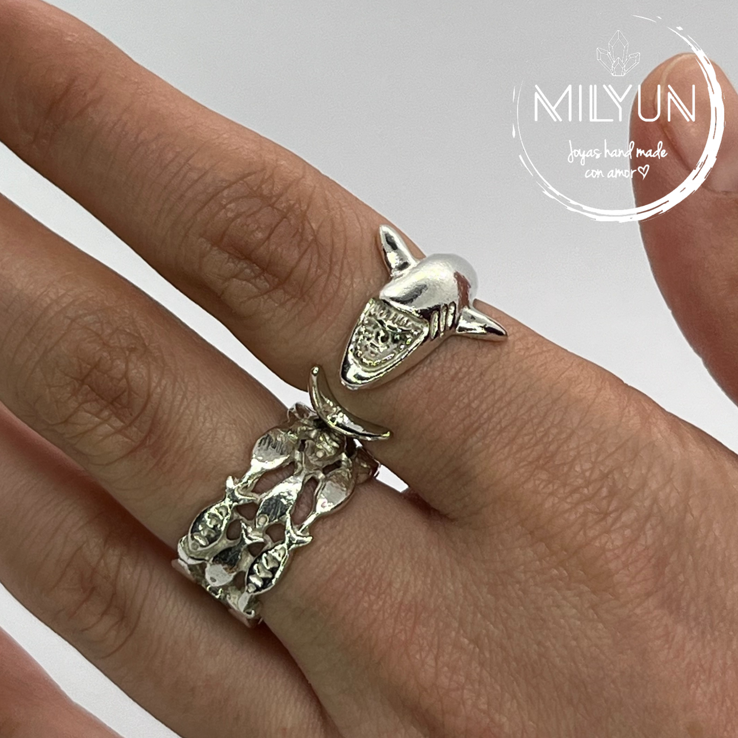 Anillo Shark