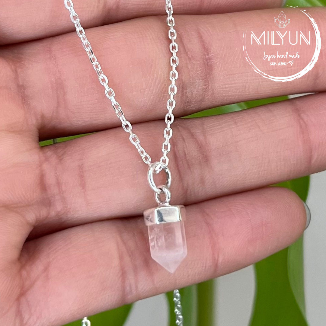 Collar de plata con punta xs.